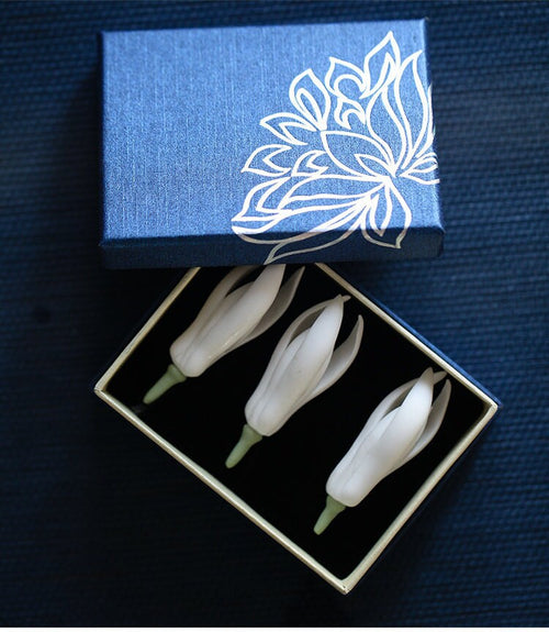 Gohobi A set of 3 handmade ceramic white flower buds tea pet ornament