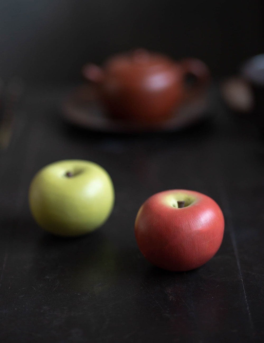 Gohobi Handmade Ceramic YiXing Clay Apple Tea pets